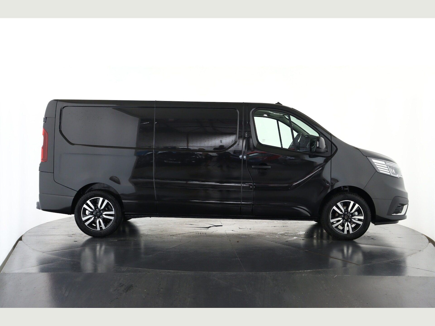 Used Renault Trafic 2025 for sale - 77066820: Photo 5