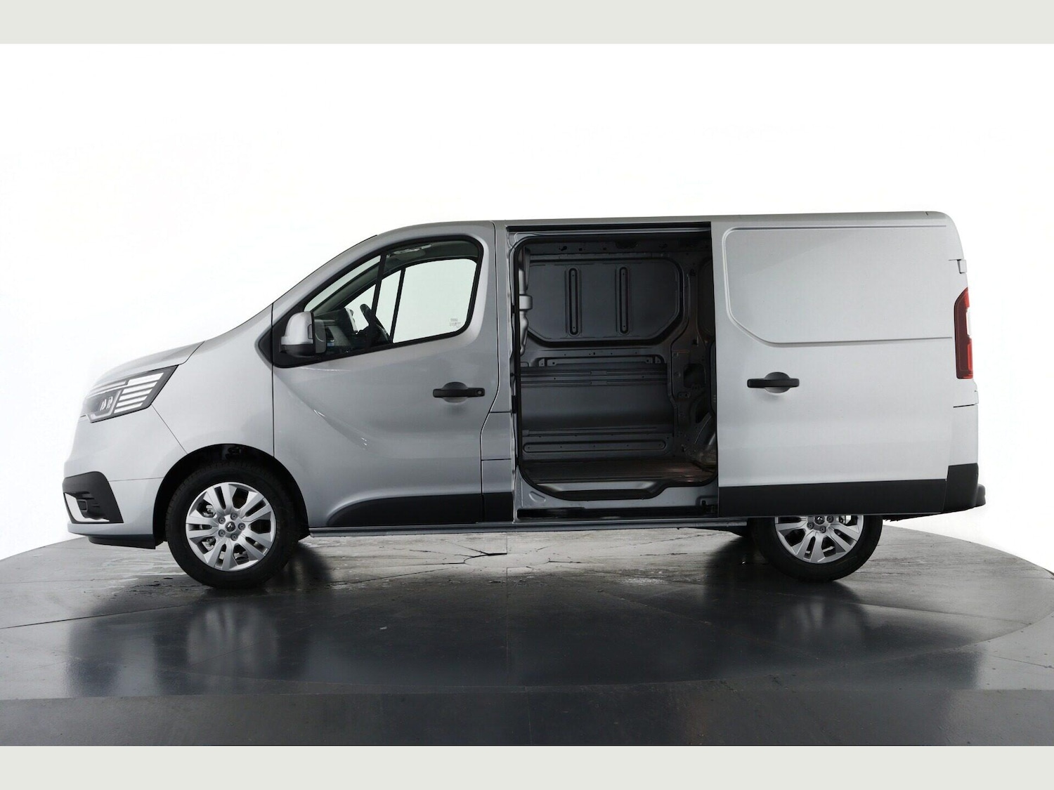 Used Renault Trafic 2025 for sale - 76994556: Photo 9