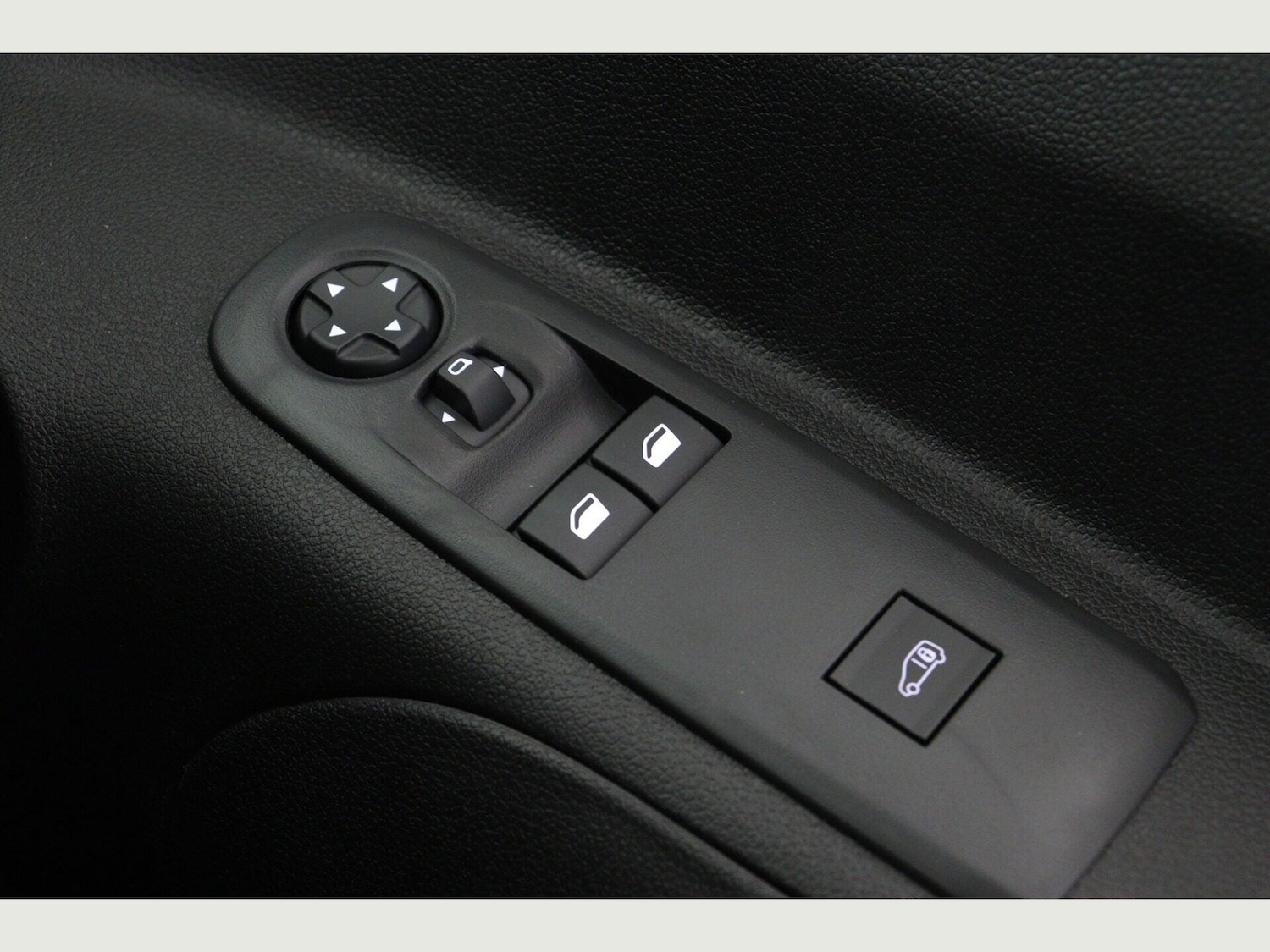 Used Peugeot Partner 2025 for sale - 77626045: Photo 26