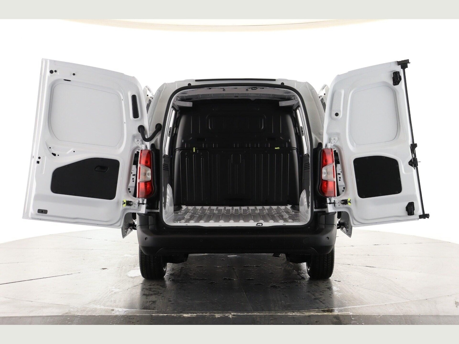 Used Peugeot Partner 2025 for sale - 77626045: Photo 3