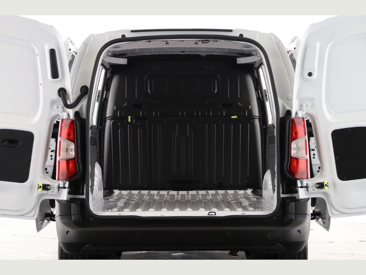 Used Peugeot Partner 2025 for sale - 77626045: Photo 4