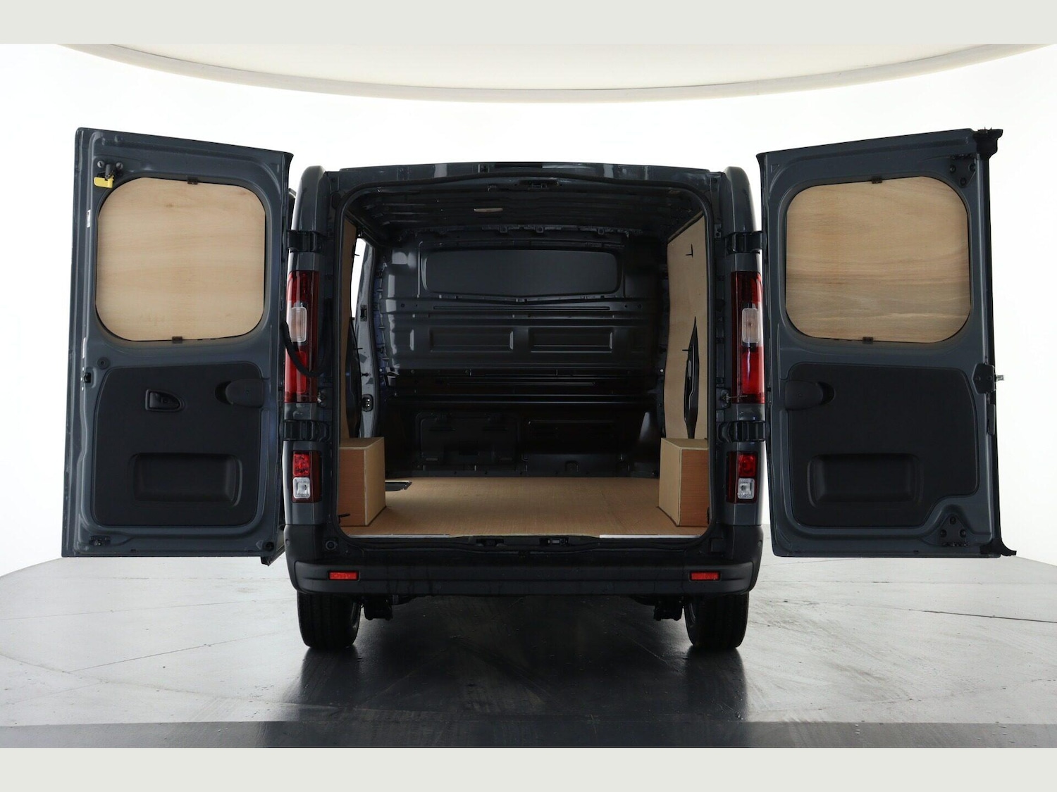 Used Renault Trafic 2025 for sale - 76994477: Photo 2