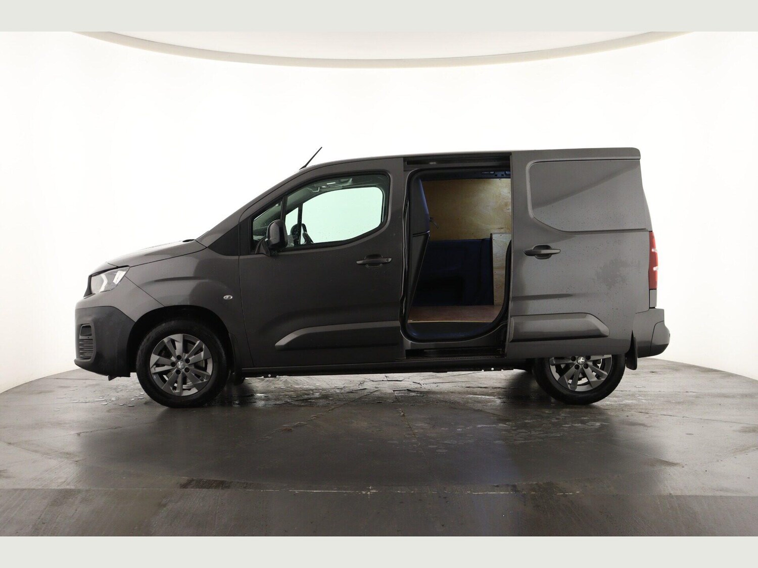 Used Peugeot Partner 2022 for sale - 77130836: Photo 10