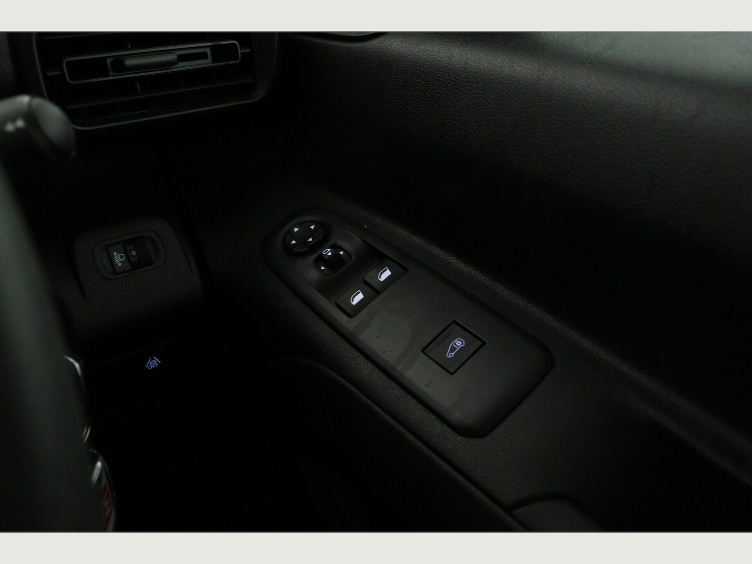 Used Peugeot Partner 2022 for sale - 77130836: Photo 22