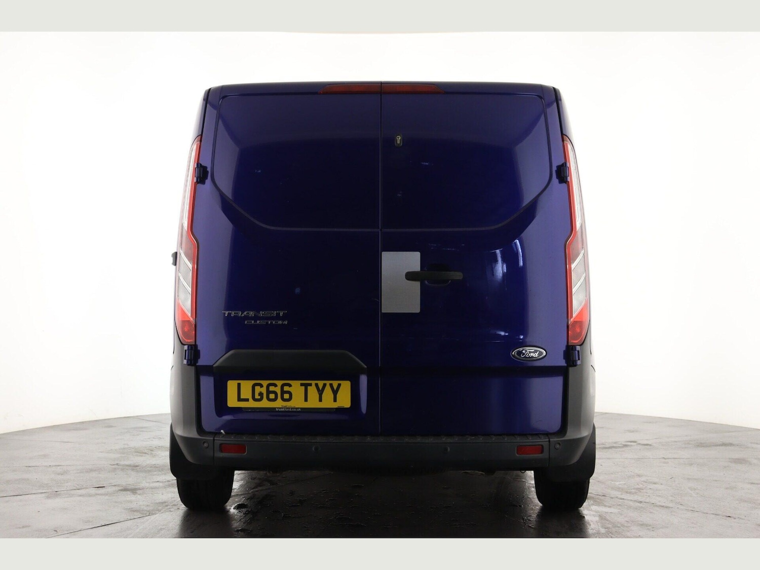 Used Ford Transit Custom 2016 for sale - 76085321: Photo 3