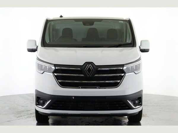Used Renault Trafic 2025 for sale - 76109839: Photo 6