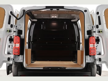 Used Vauxhall Vivaro 2024 for sale - 77131225: Photo