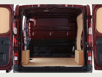 Used Renault Trafic 2025 for sale - 77155250: Photo