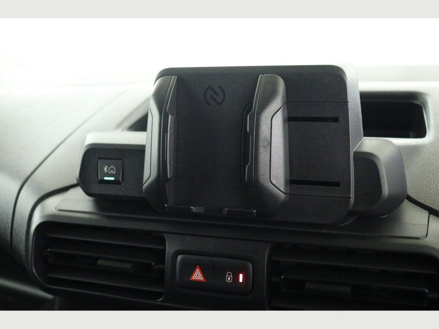 Used Peugeot Partner 2025 for sale - 77082090: Photo 16