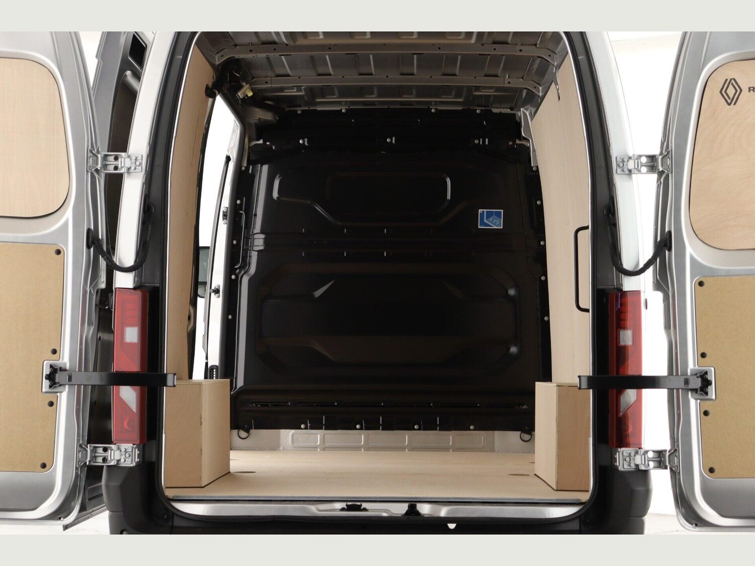 Used Renault Master 2025 for sale - 77229343: Photo 3