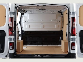 Used Renault Trafic 2025 for sale - 76800885: Photo