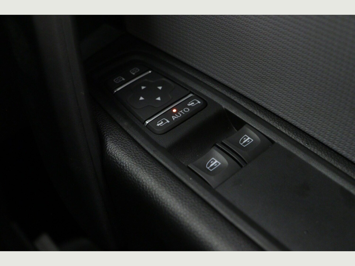 Used Renault Kangoo for sale - 77909070: Photo 24