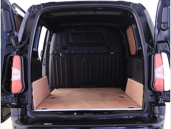 Used Citroen Berlingo 2023 for sale - 76476543: Photo