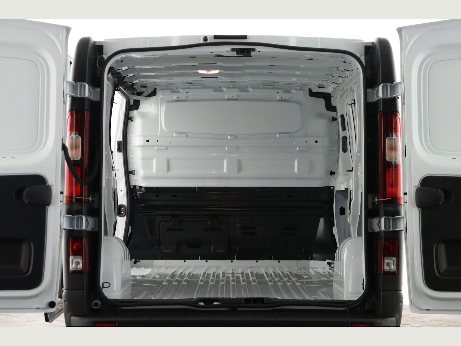 Used Nissan Primastar 2026 for sale - 77671249: Photo 3