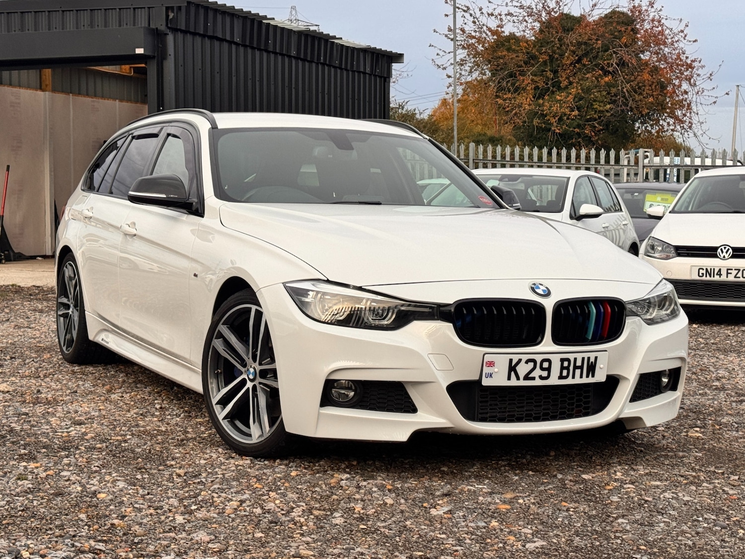 Used BMW 3 Series 2017 for sale - 76415515: Photo 1