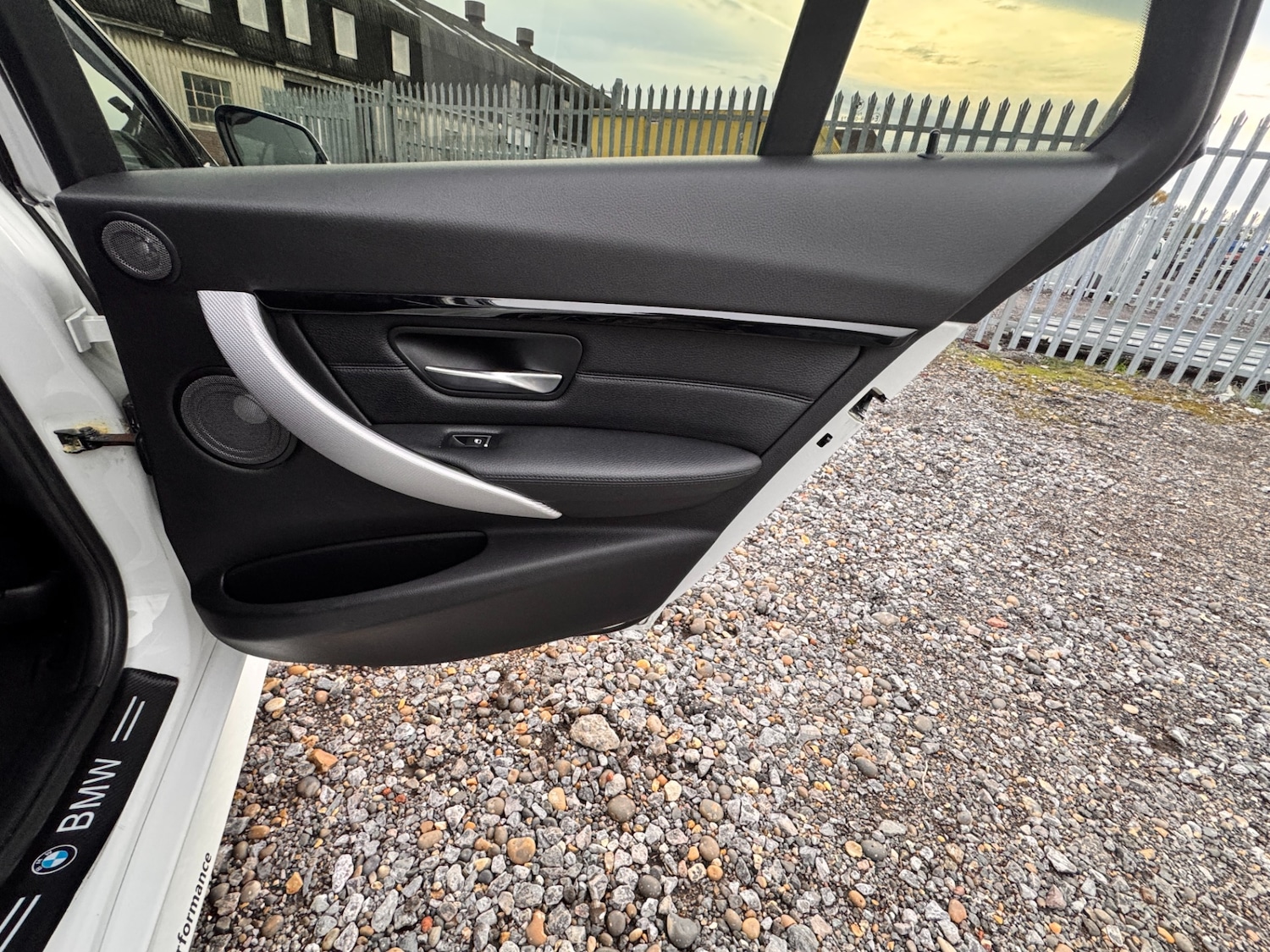 Used BMW 3 Series 2017 for sale - 76415515: Photo 26