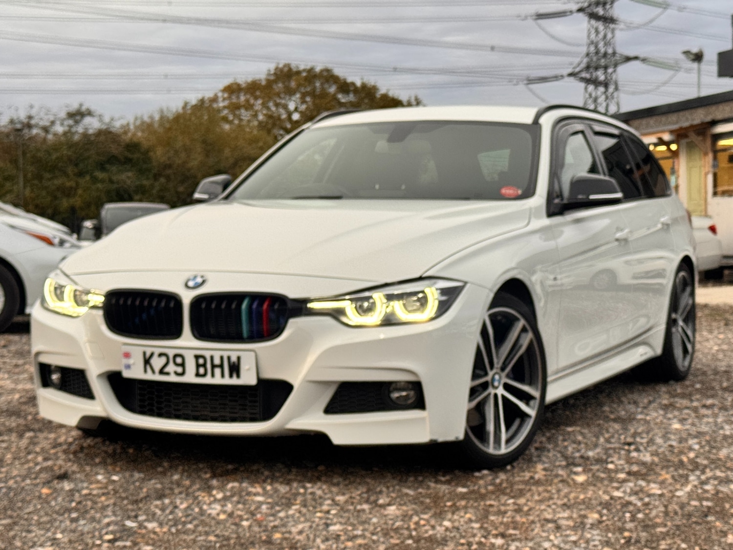 Used BMW 3 Series 2017 for sale - 76415515: Photo 3
