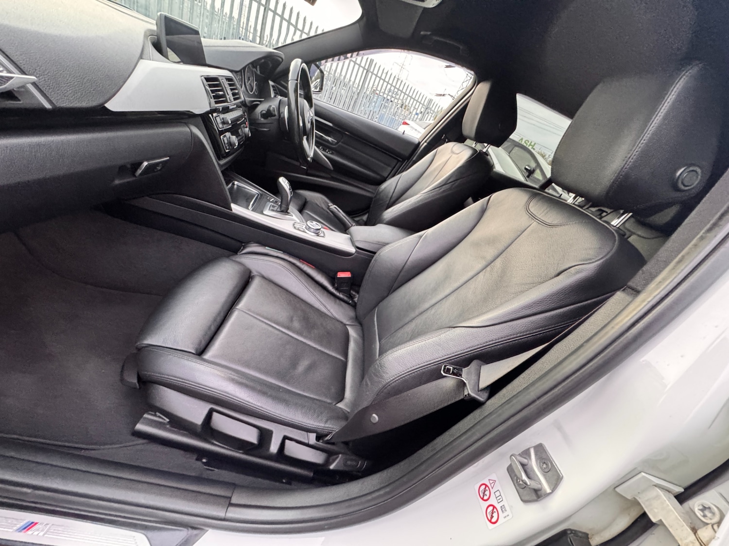 Used BMW 3 Series 2017 for sale - 76415515: Photo 40