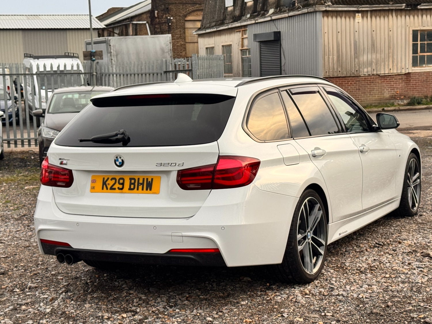 Used BMW 3 Series 2017 for sale - 76415515: Photo 7