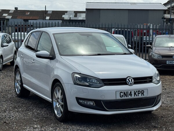 Used Volkswagen Polo 2014 for sale - 75044384: Photo 1