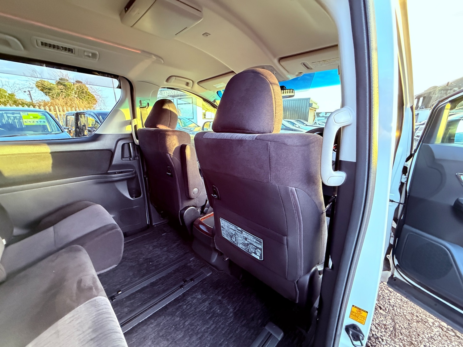 Used Toyota Vellfire 2025 for sale - 77013758: Photo 29