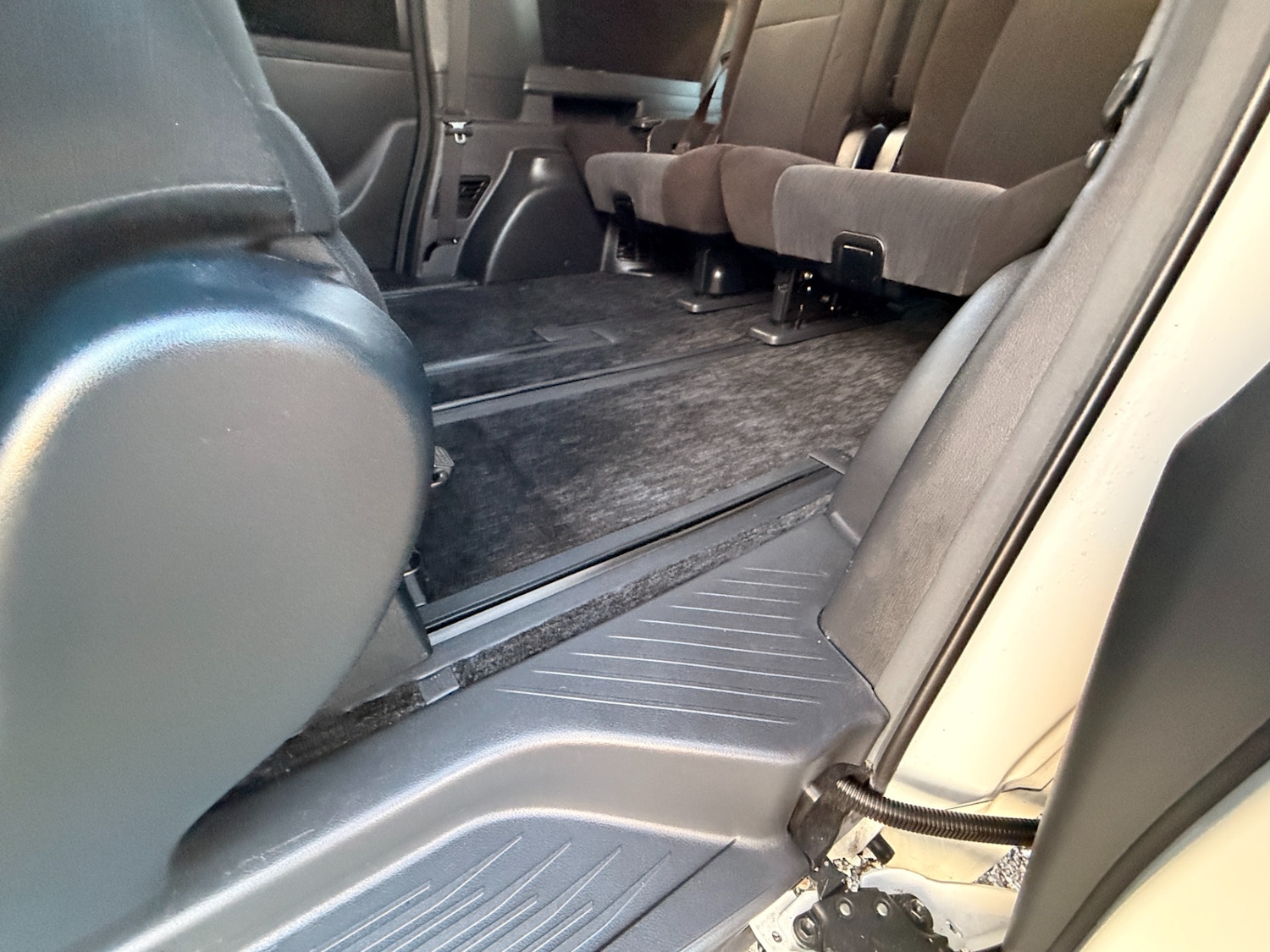 Used Toyota Vellfire 2025 for sale - 77013758: Photo 44