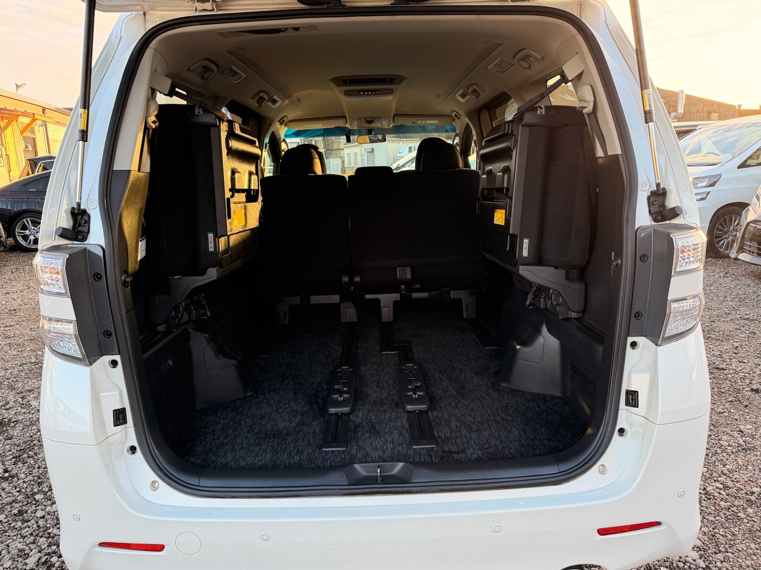 Used Toyota Vellfire 2025 for sale - 77013758: Photo 50