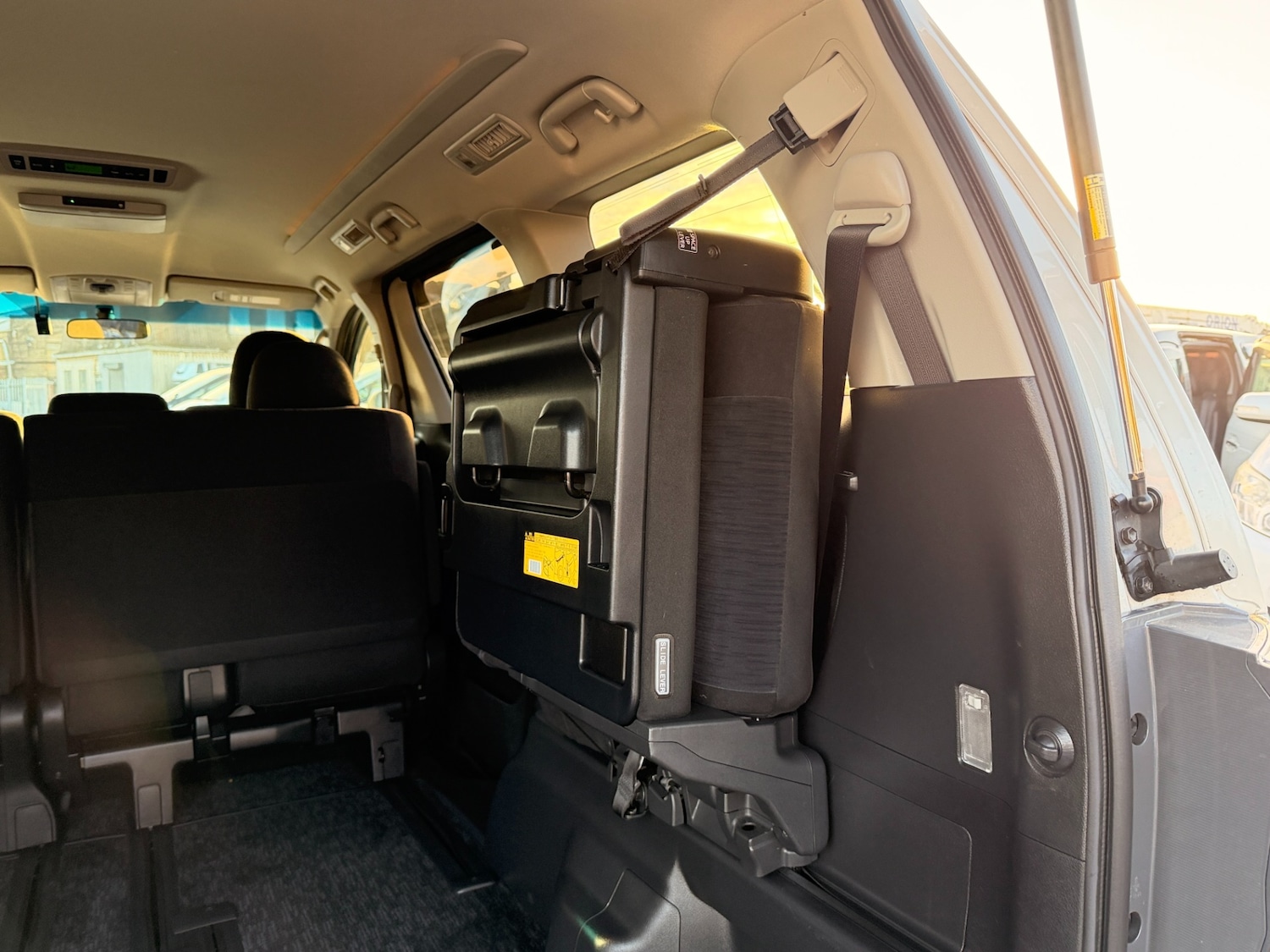 Used Toyota Vellfire 2025 for sale - 77013758: Photo 52