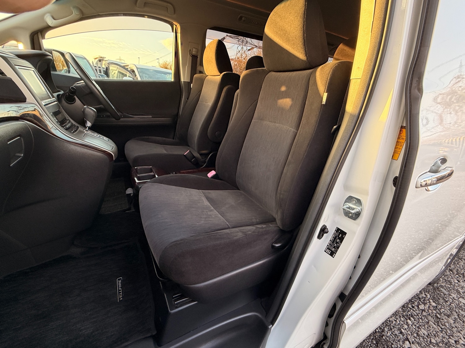 Used Toyota Vellfire 2025 for sale - 77013758: Photo 56