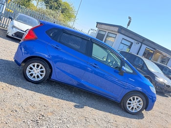 Used Honda Jazz 2015 for sale - 79785903: Photo