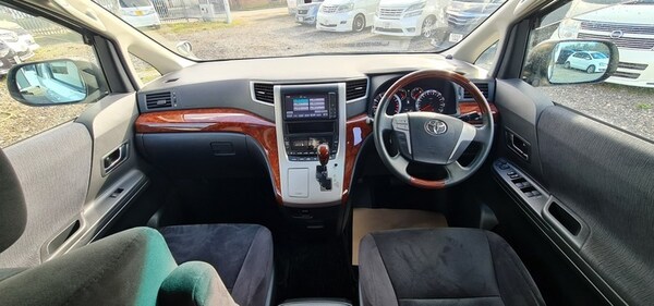 Used Toyota Vellfire 2023 for sale - 72060267: Photo 14