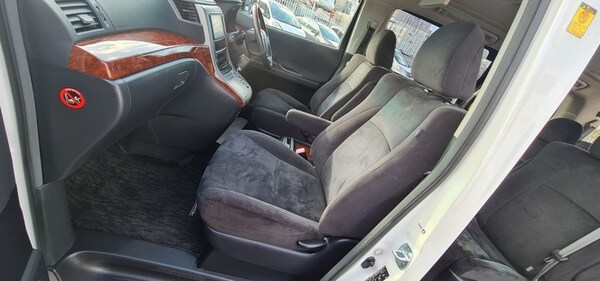 Used Toyota Vellfire 2023 for sale - 72060267: Photo 16