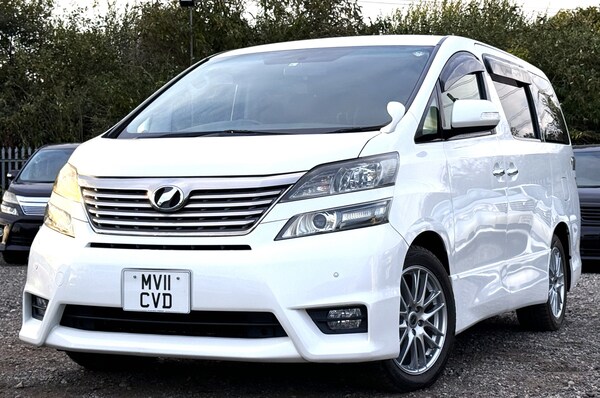 Used Toyota Vellfire 2023 for sale - 72060267: Photo 1