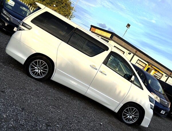 Used Toyota Vellfire 2023 for sale - 72060267: Photo 5