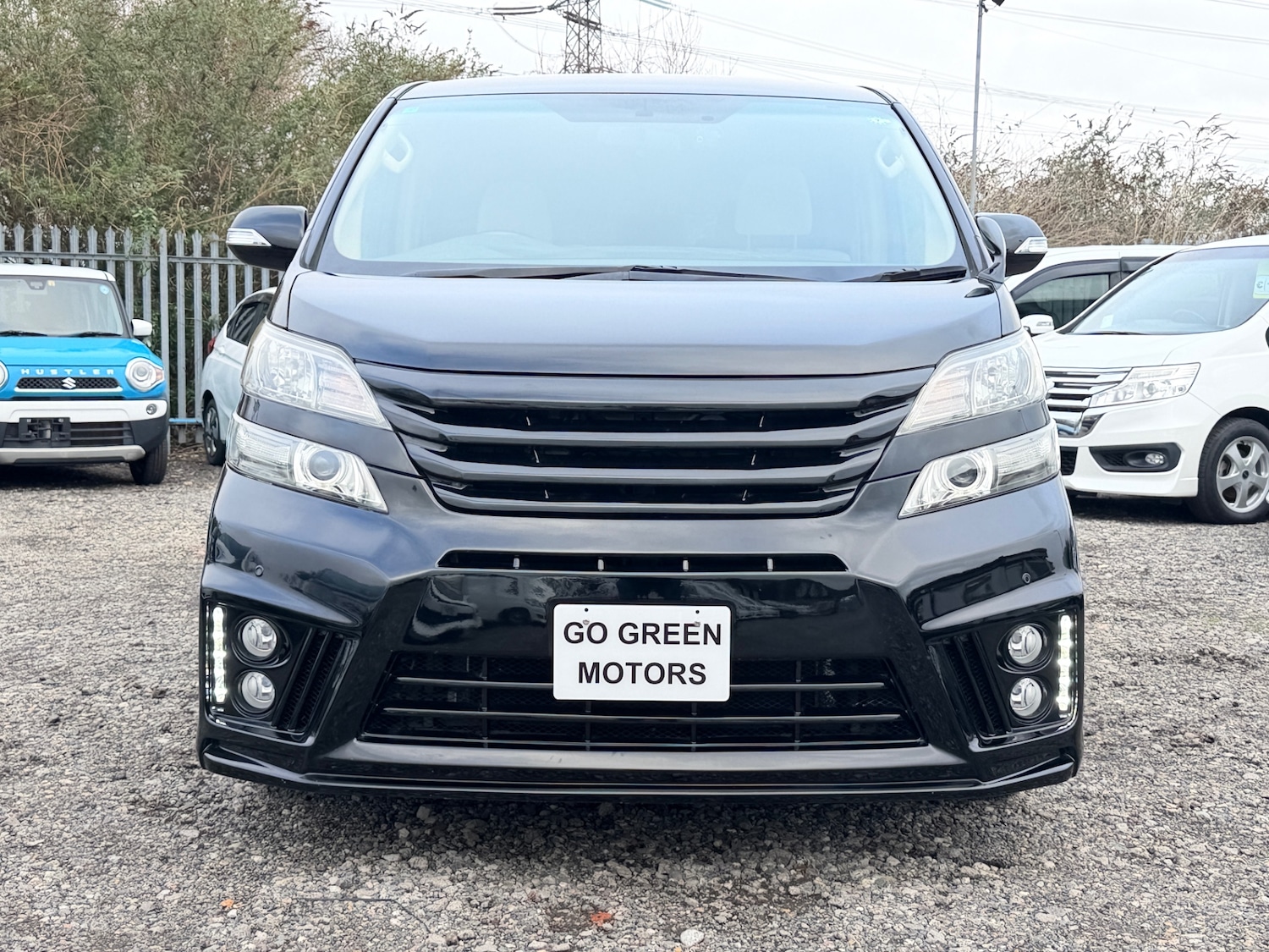 Used Toyota Vellfire 2011 for sale - 77352219: Photo 3