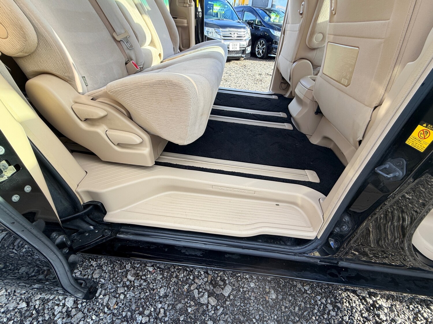 Used Toyota Vellfire 2011 for sale - 77352219: Photo 38