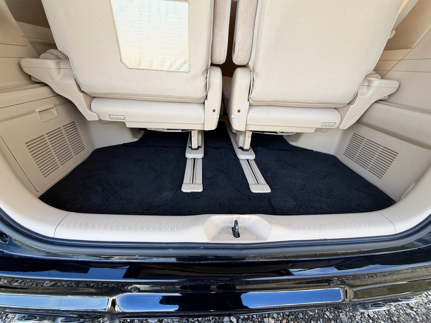 Used Toyota Vellfire 2011 for sale - 77352219: Photo 43