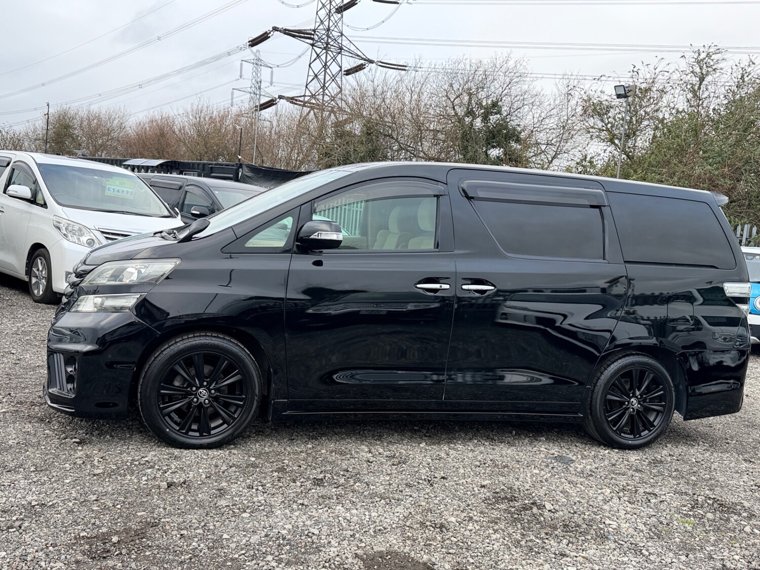 Used Toyota Vellfire 2011 for sale - 77352219: Photo 6