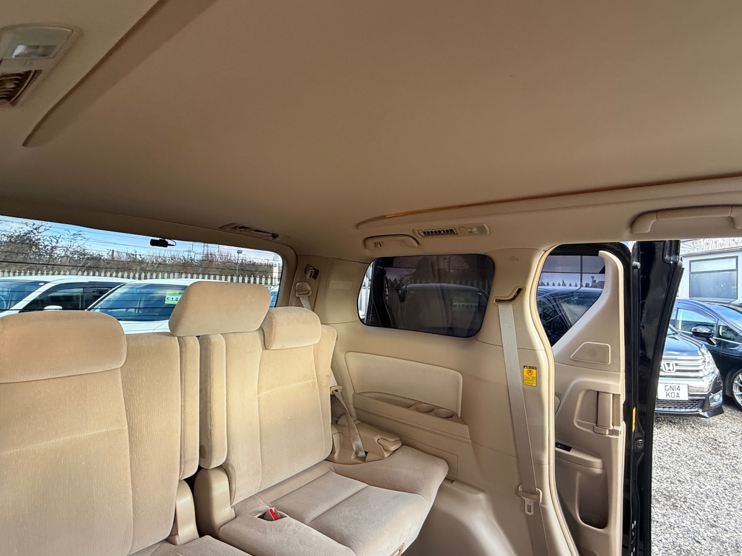 Used Toyota Vellfire 2011 for sale - 77352219: Photo 63