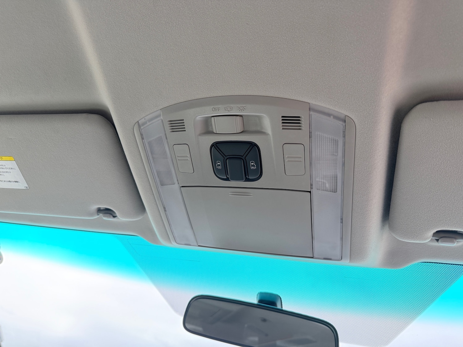 Used Toyota Alphard 2024 for sale - 78210508: Photo 15