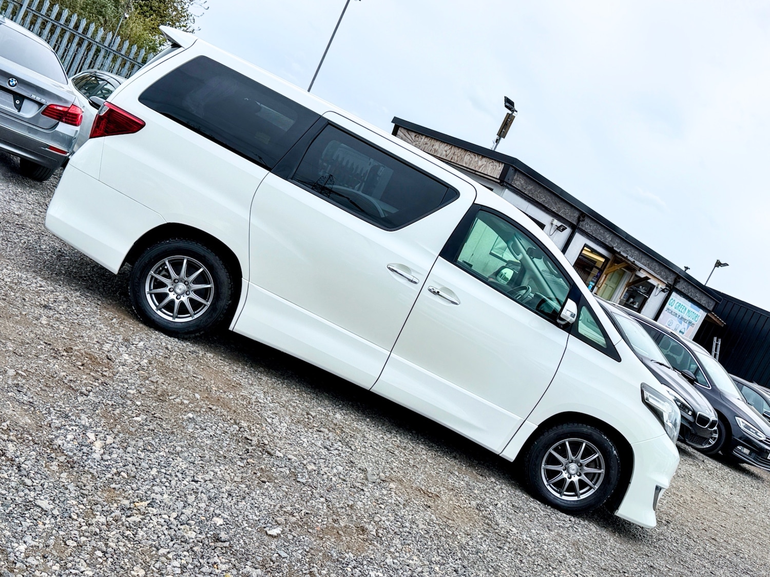 Used Toyota Alphard 2024 for sale - 78210508: Photo 25