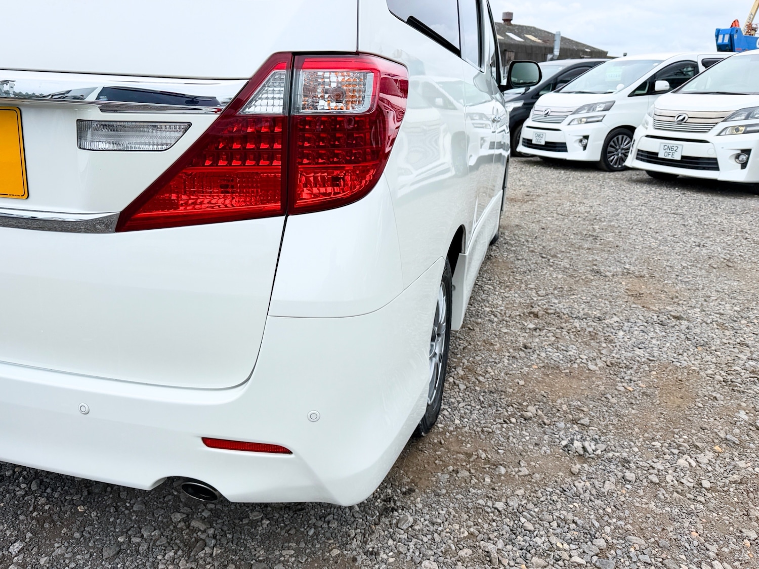 Used Toyota Alphard 2024 for sale - 78210508: Photo 32