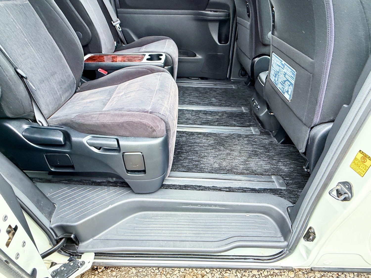 Used Toyota Alphard 2024 for sale - 78210508: Photo 37