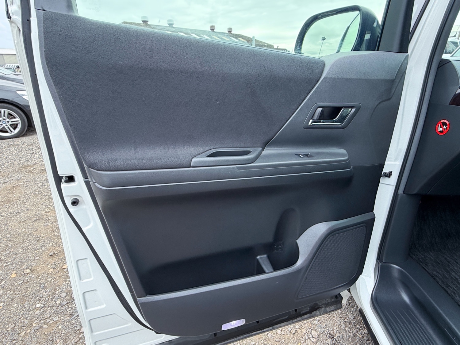 Used Toyota Alphard 2024 for sale - 78210508: Photo 52