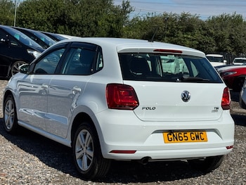 Used Volkswagen Polo 2015 for sale - 75190290: Photo