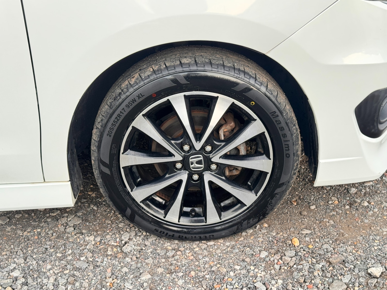 Used Honda Stepwagon 2013 for sale - 76265800: Photo 10