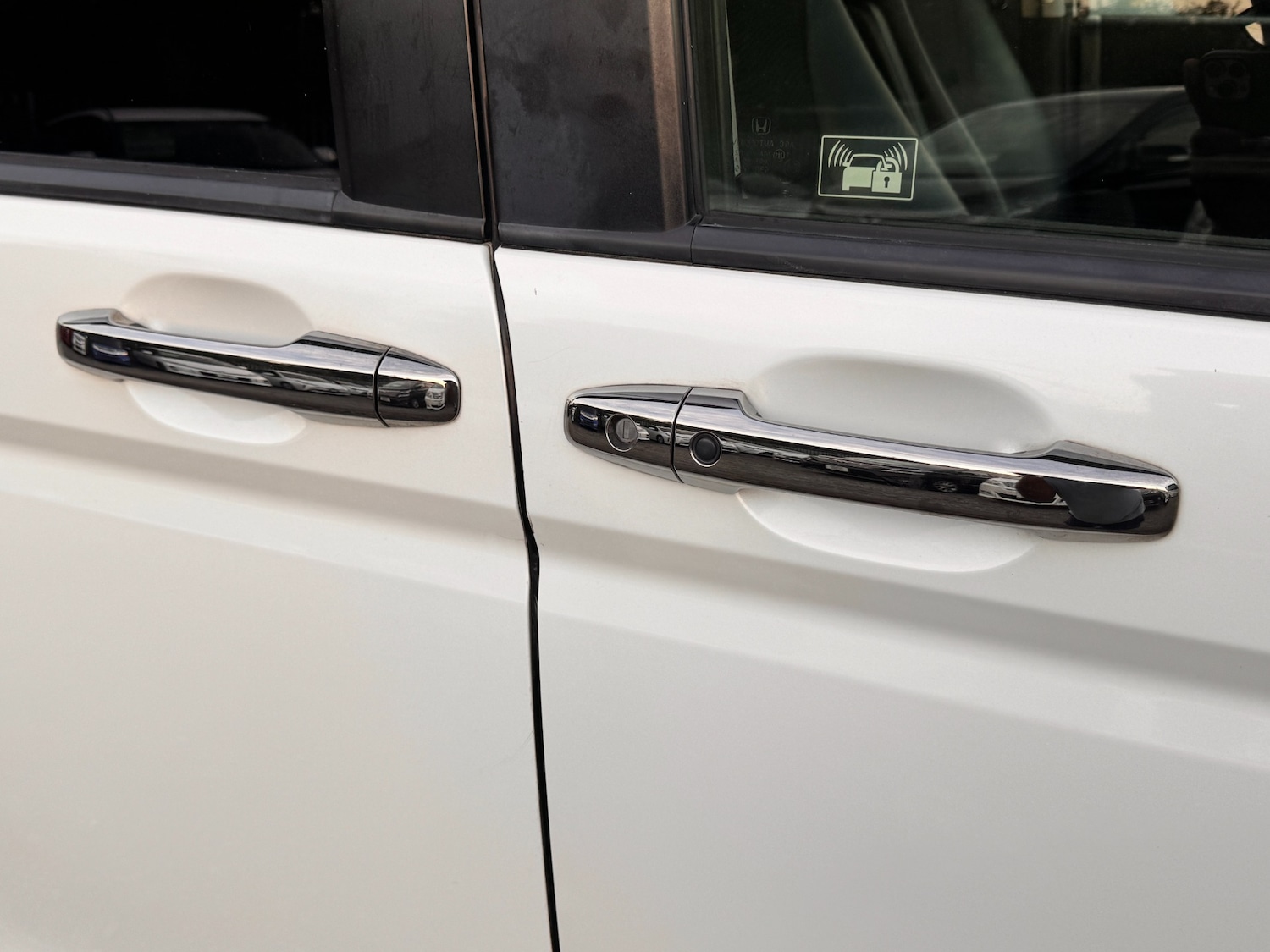 Used Honda Stepwagon 2013 for sale - 76265800: Photo 16