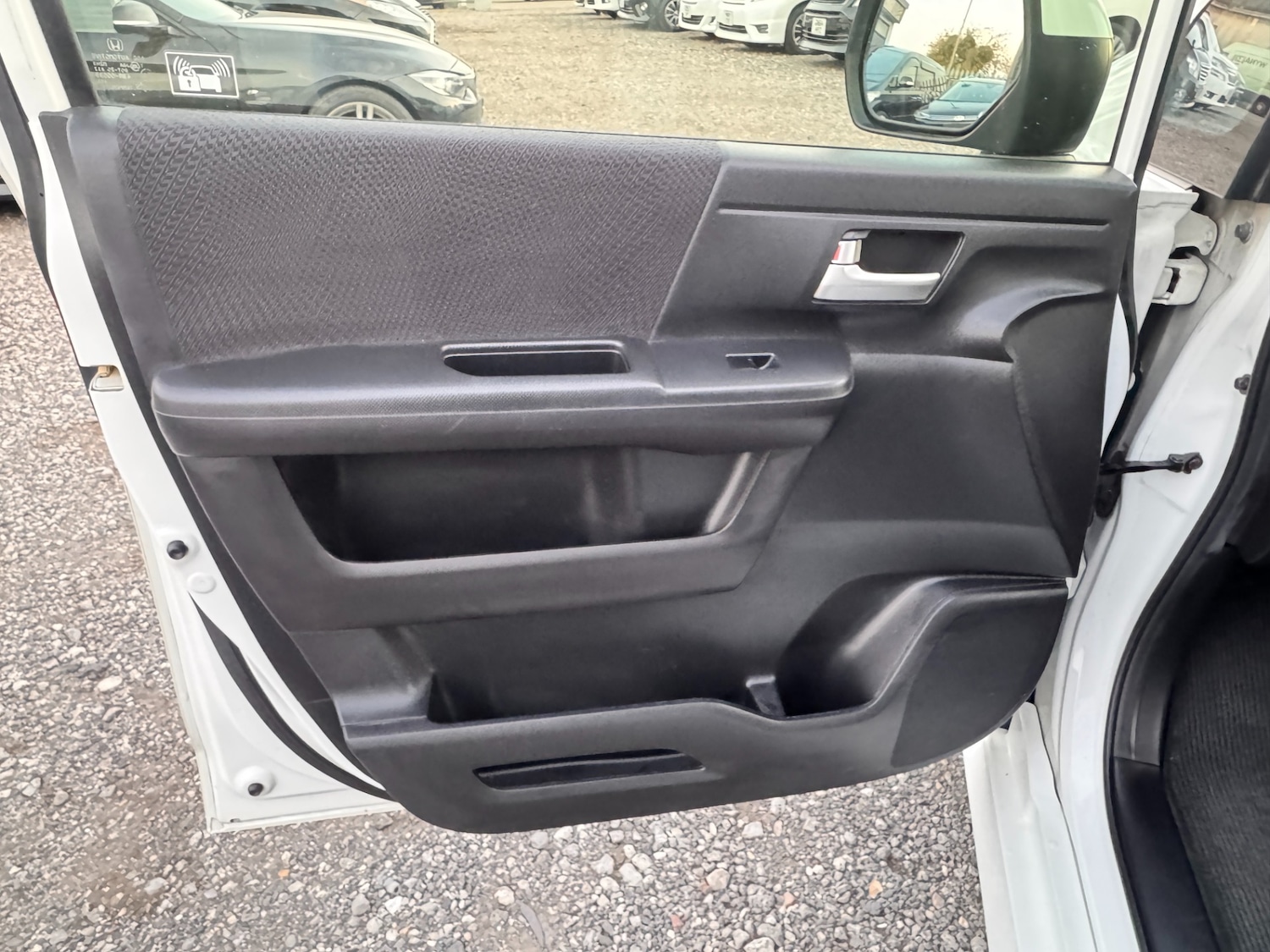 Used Honda Stepwagon 2013 for sale - 76265800: Photo 38