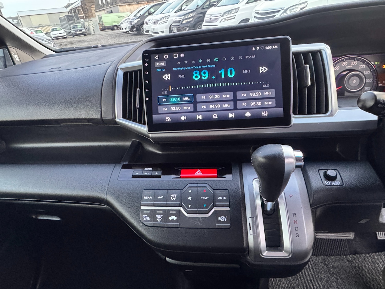 Used Honda Stepwagon 2013 for sale - 76265800: Photo 45