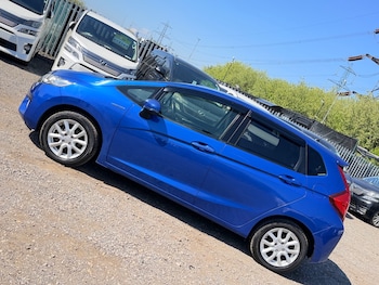 Used Honda Fit 2015 for sale - 78340960: Photo